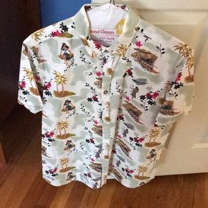 Men’s Hawaiian shirt